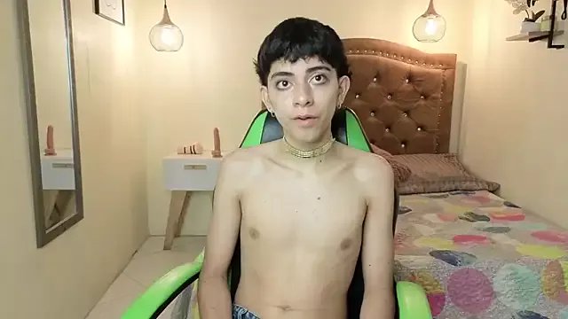 Matty_Sparkk on StripChat