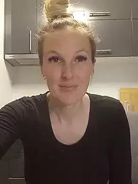 MaviePearl on StripChat