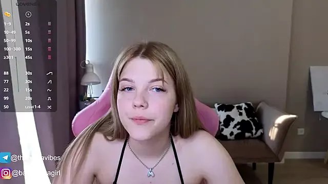 Maya_Rave on StripChat