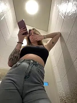 MayaMystic on StripChat