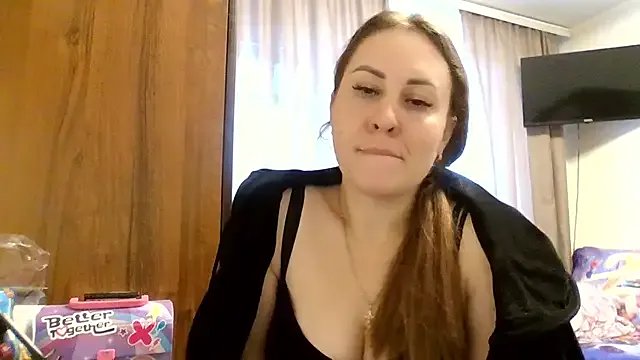 MeadowEyes on StripChat