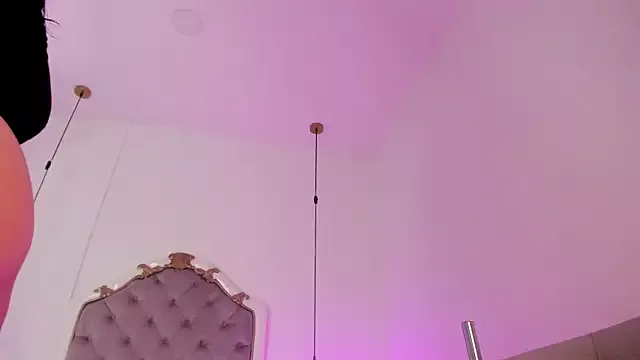 Offline Megan_Leal1 on StripChat