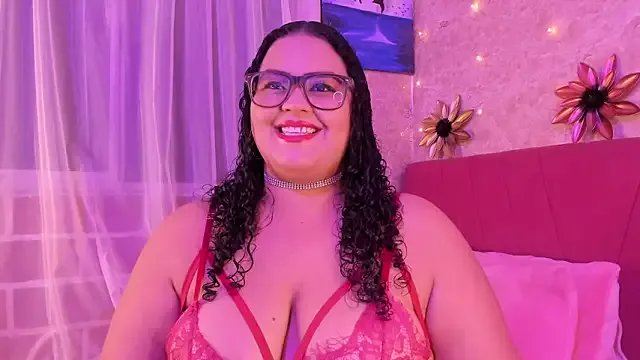 MelannieSimons on StripChat