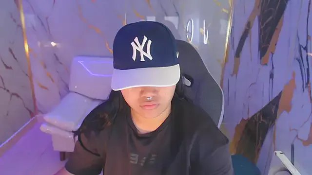 melany_rouse18 on StripChat