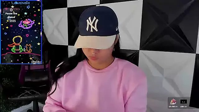 melany_rouse18 on StripChat