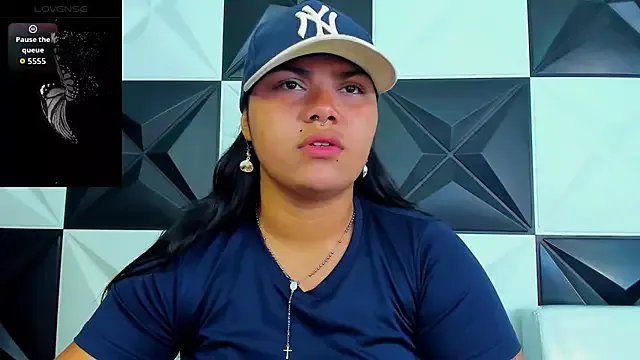 melany_rouse18 on StripChat