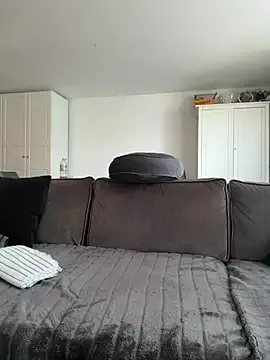 Offline Meliazz on StripChat