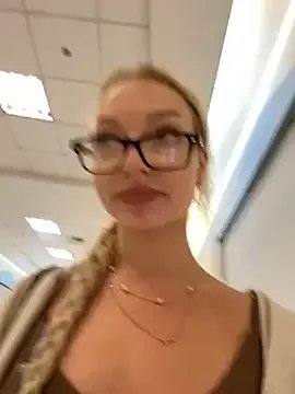 melissa_grr on StripChat