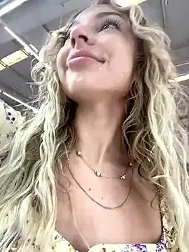 melissa_grr on StripChat