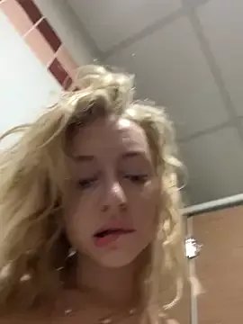 melissa_grr on StripChat