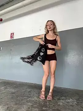 melissa_grr on StripChat