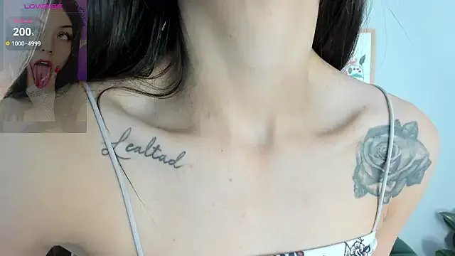 Melissa_Koster on StripChat