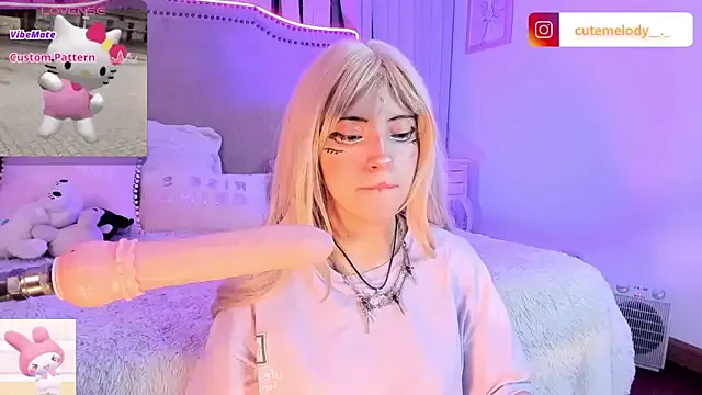 Offline Melody-chers on StripChat