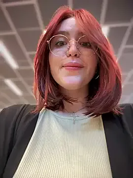 Offline meow_girl on StripChat