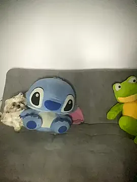 Offline Mia_cullen_ on StripChat