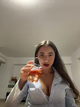 Offline miaceleste on StripChat