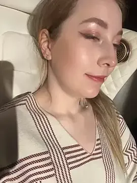 Private MiaEuphoria_ on StripChat