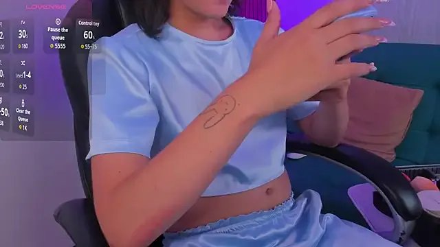 miah_connor on StripChat