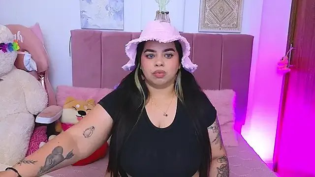 MiahJoness on StripChat