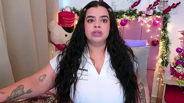 MiahJoness on StripChat