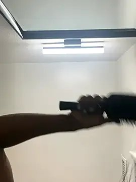 miamiworld on StripChat