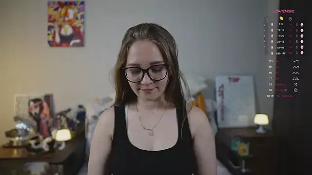 Miatiny on StripChat
