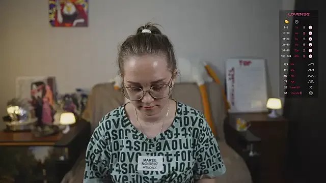 Miatiny on StripChat