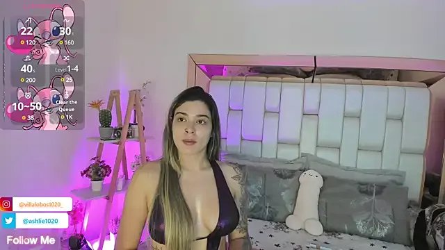 MiaVillalobos on StripChat