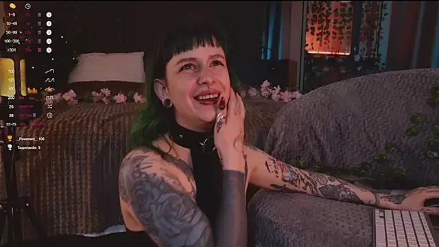 MichaellaMoon on StripChat