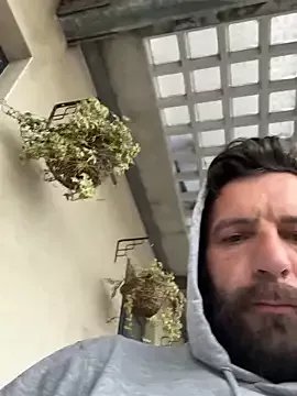 Michel_huge on StripChat