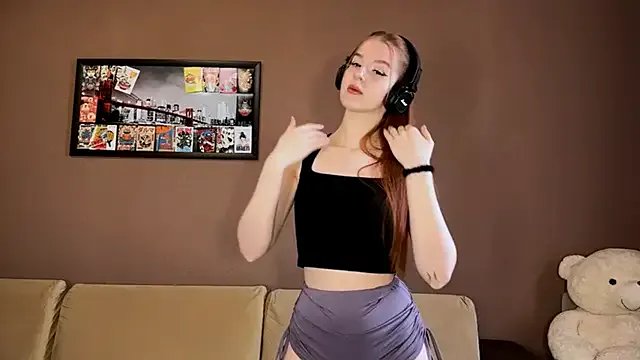 MichelinaCropleys on StripChat