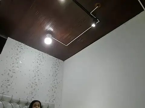 michelle_perla on StripChat