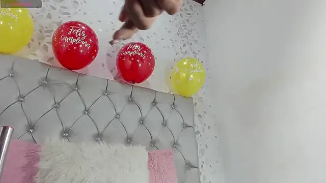 michelle_perla on StripChat