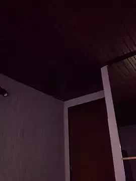 Offline MichelleDiaz_Pink on StripChat