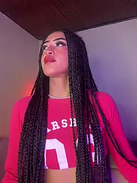 Offline MichelleDiaz_Pink on StripChat