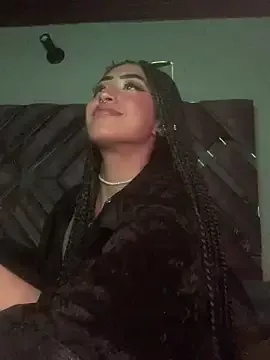 Offline MichelleDiaz_Pink on StripChat