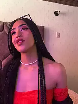 Offline MichelleDiaz_Pink on StripChat