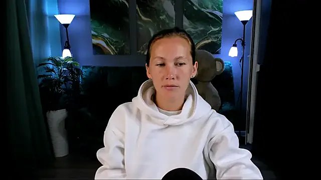 MichelleOrtis on StripChat