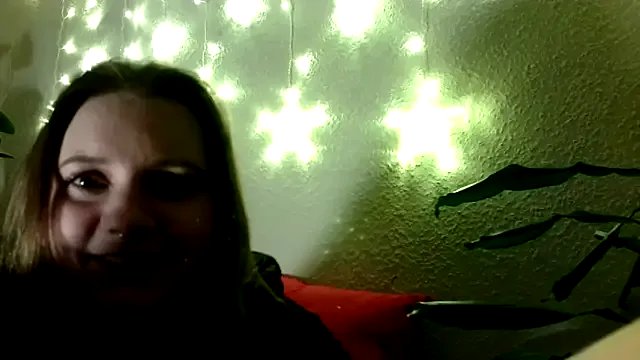 MichelleVibes18 on StripChat