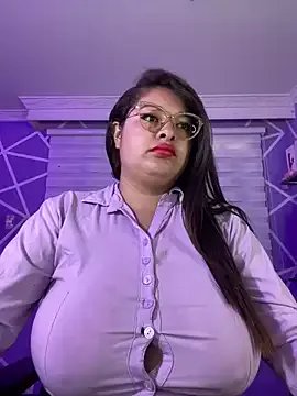 MiiaaJoness on StripChat