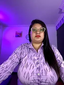 MiiaaJoness on StripChat