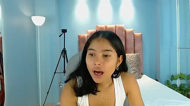 Milaa_Star_ — Freechat on StripChat