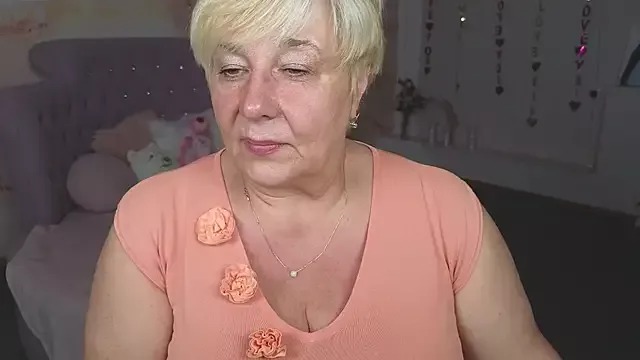 Offline Milana_Milky on StripChat