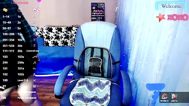 MilaRay on StripChat