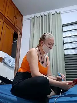 MILEIDE980 on StripChat