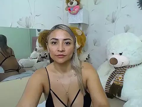 milf_bigass_ on StripChat