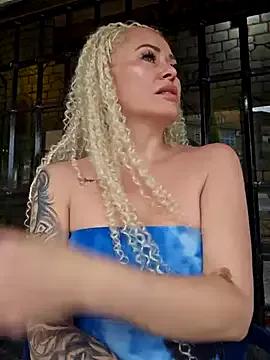 MILFBARBY on StripChat