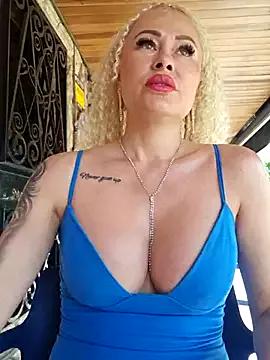 MILFBARBY on StripChat