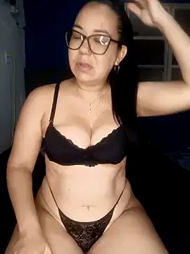 MilfTentasion on StripChat