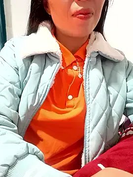 MilkShow on StripChat